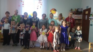 26 ноября детки нашего детского сада поздравляли своих мамочек с Днем Матери)))